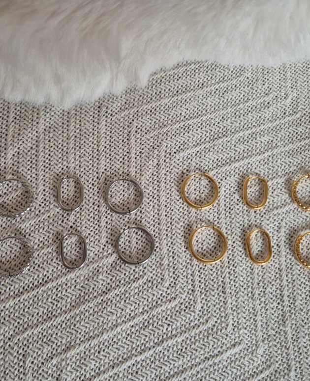 Différentes paires de créoles en acier inoxydable