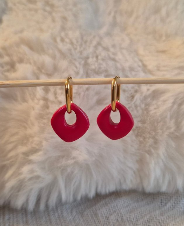 Paire de pampilles Enora sur des créoles en acier inoxydable